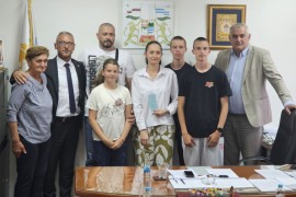 Šestočlanoj porodici poginulog borca uručeni ključevi stana