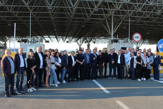 Privrednik iz Gradiške: Više koštalo čekanje na granici, nego proizvodnja