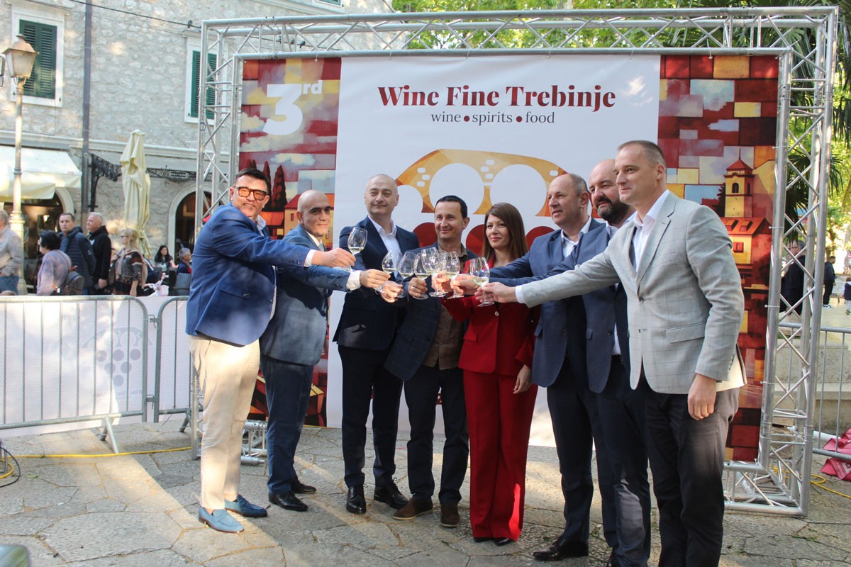 U Trebinju otvoren festival vina, prisutno više od 60 izlagača