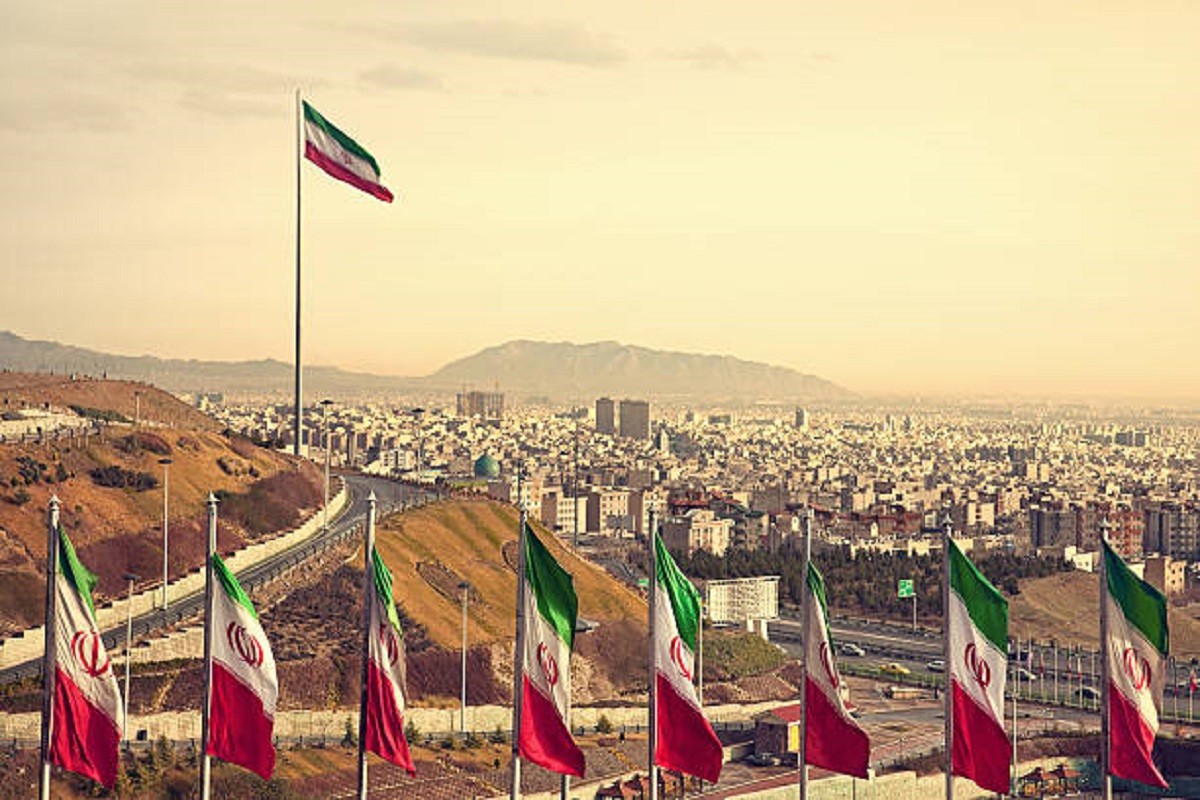 Teheran na ivici: Hljeb luksuz, plate nedovoljne