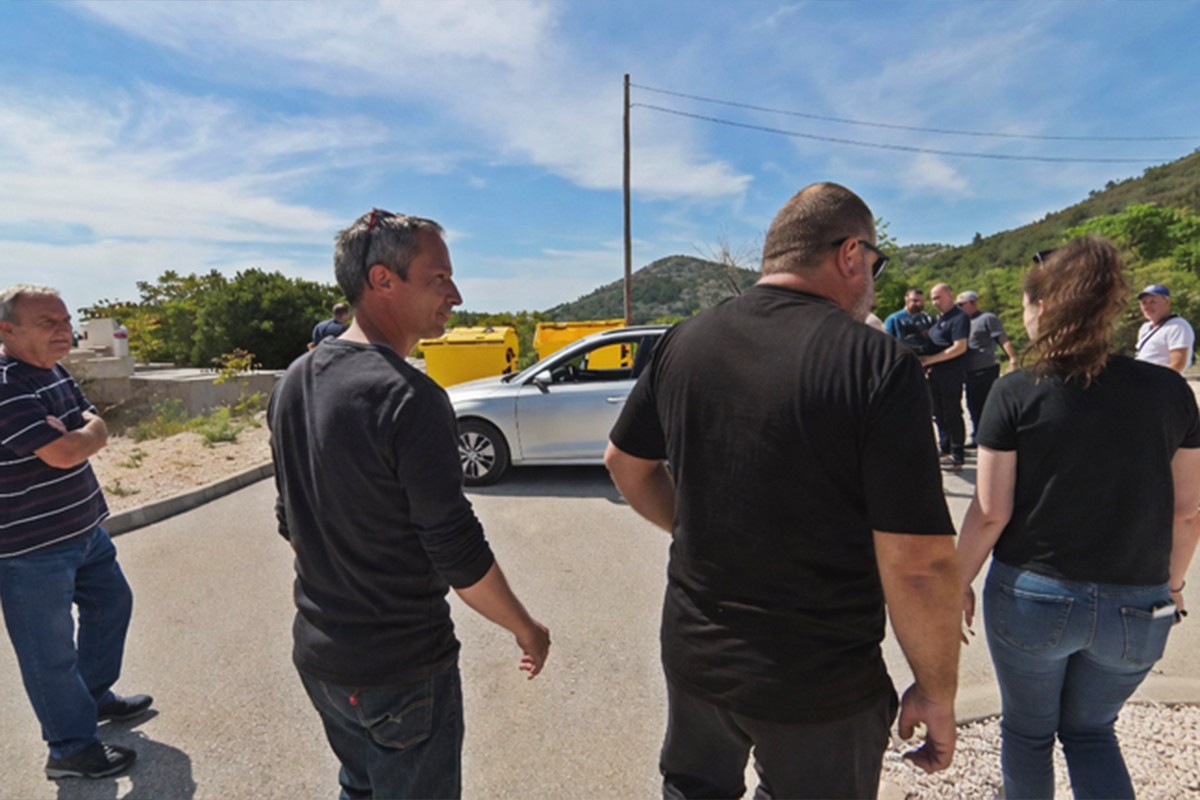 Bizarna priča iz Hrvatske: Na tuđoj zemlji napravili ilegalno groblje VIDEO)