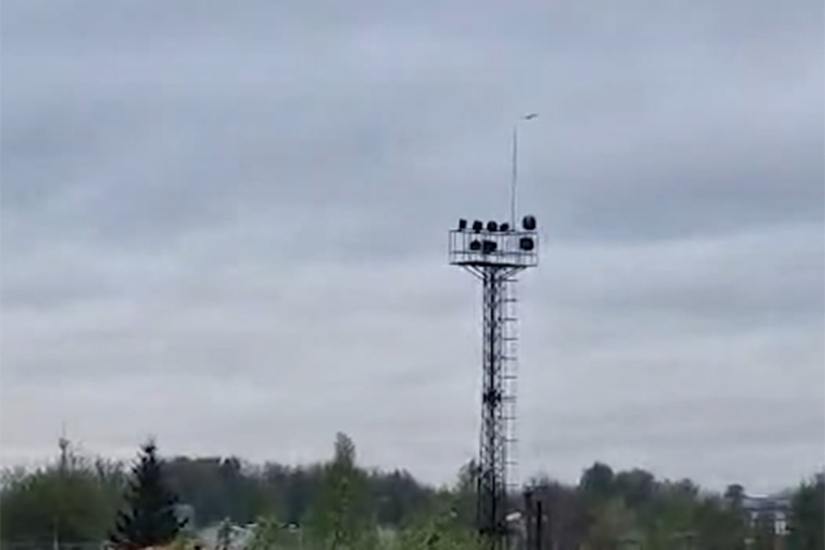 Ruski dronovi se srušili u Letoniјi: "Građani, ostanite kod kuće" (VIDEO)