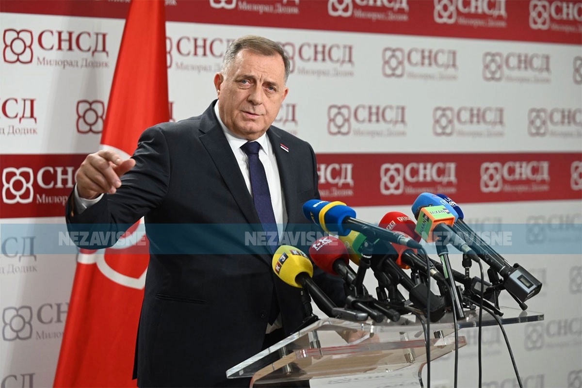 Dodik komentarisao Šmitovu odluku da napusti BiH