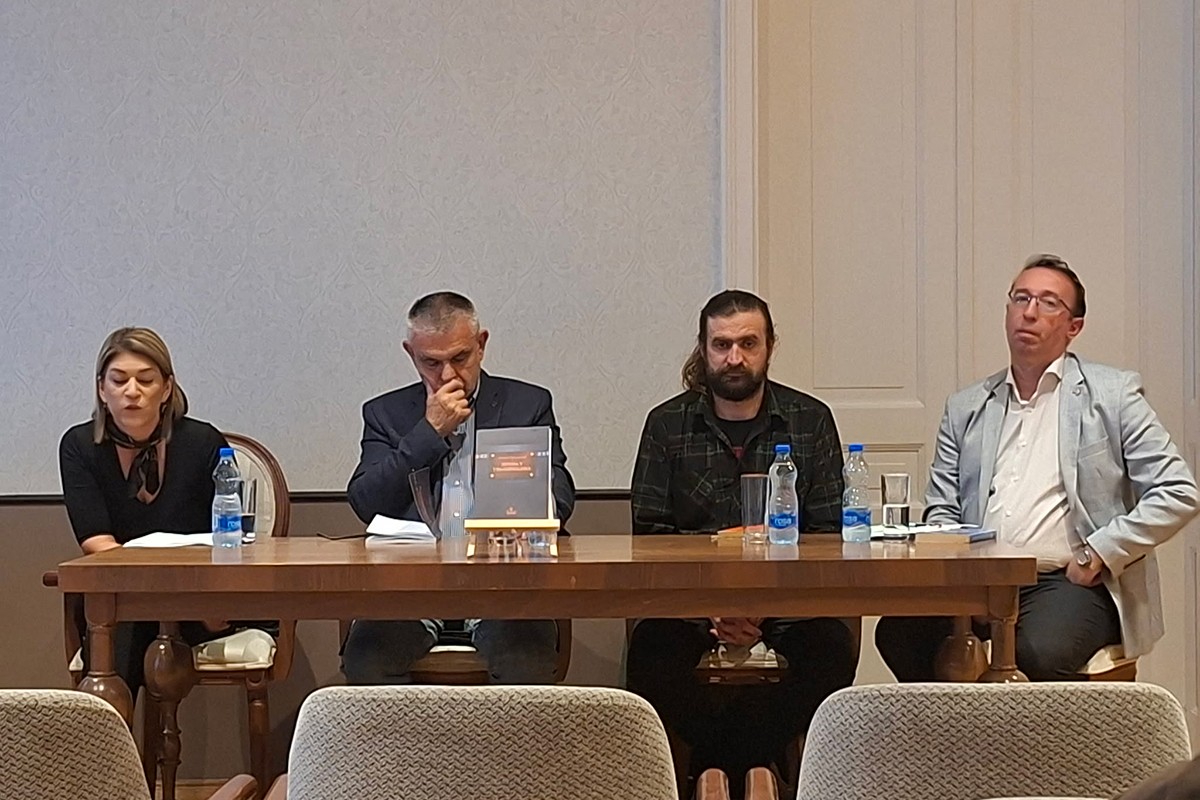 Predstavljena knjiga "Proza u trapericama": Urbani senzibilitet buntovne generacije