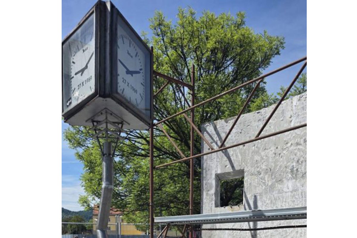 Obnavlja se "krivi sat" i postavlja memorijalna ploča u Banjaluci