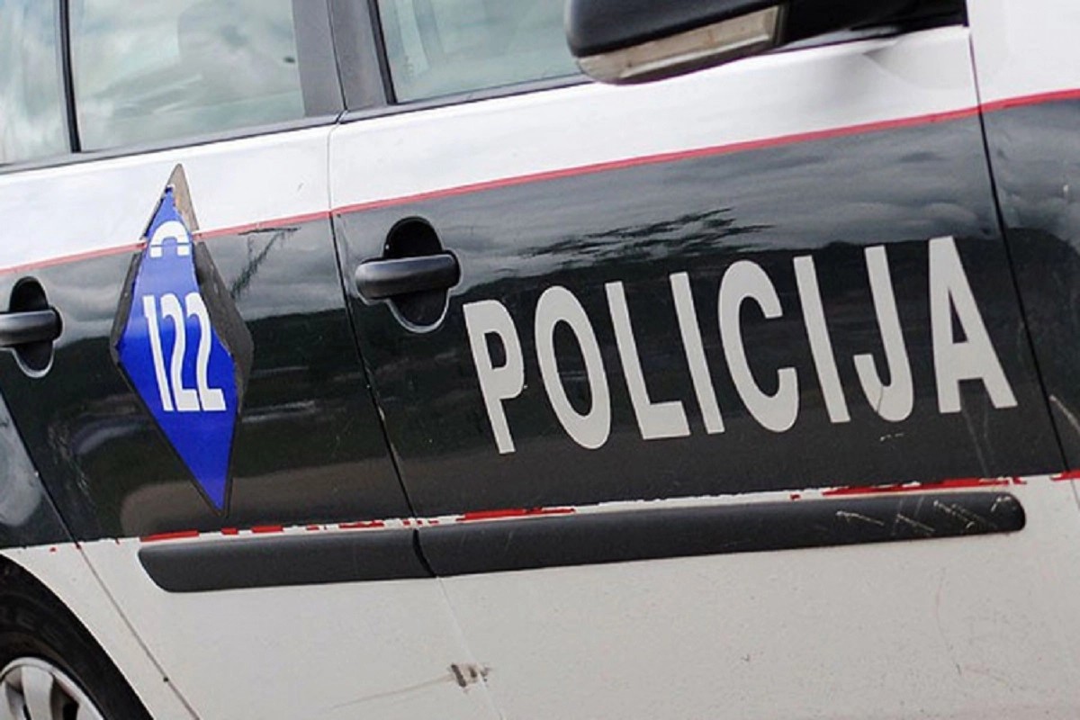 Prevrnuo se auto kod Konjica, povrijeđene dvije žene