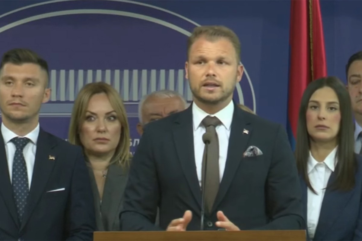Stanivuković: Vlada nametne, pa povuče zakone ako ne prolaze (VIDEO)