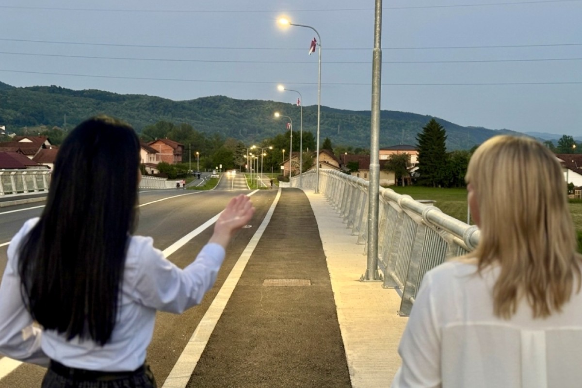 Most u banjalučkom naselju Česma konačno dobio i rasvjetu