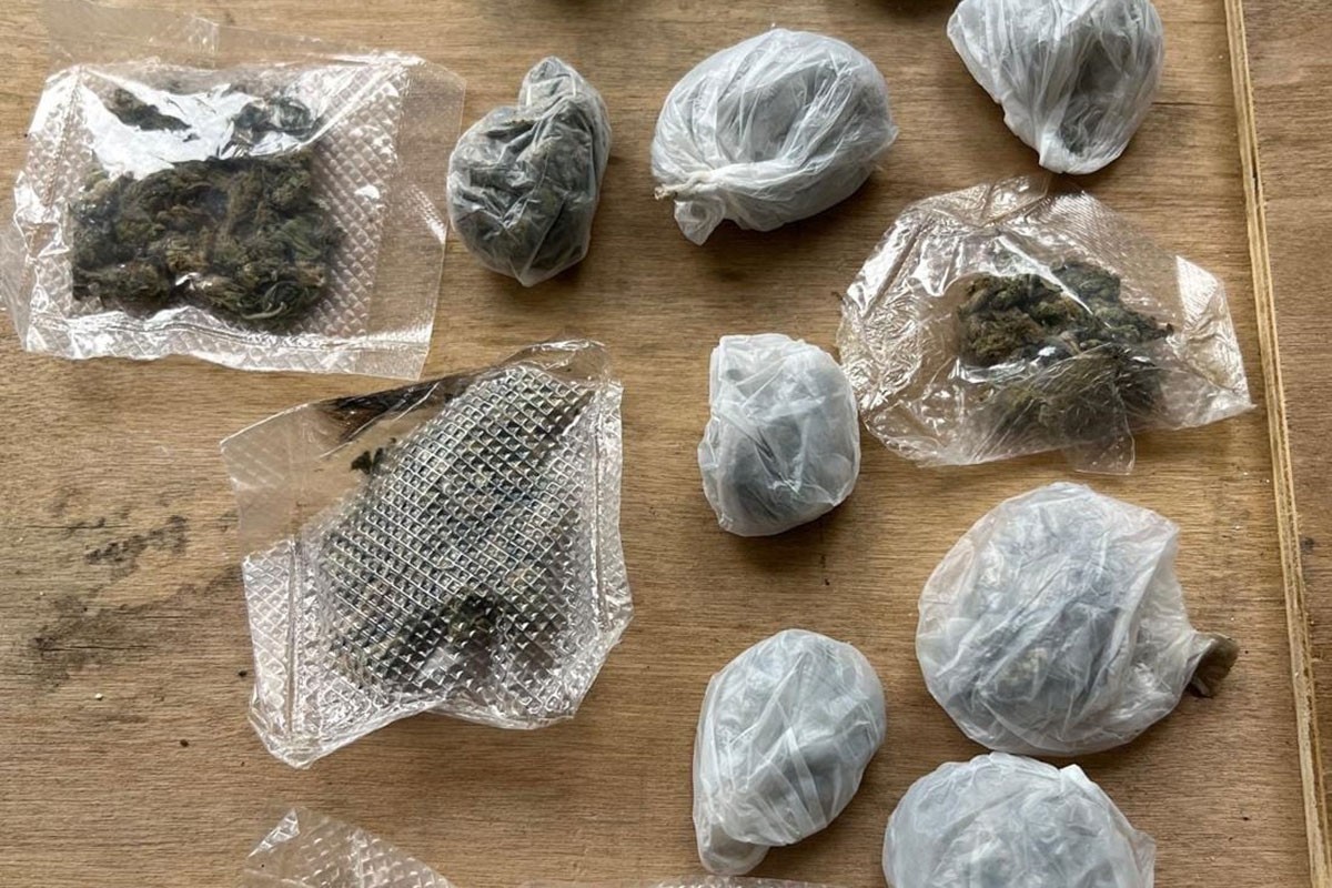 Policija pretresala kuću, pronađena veća količina droge