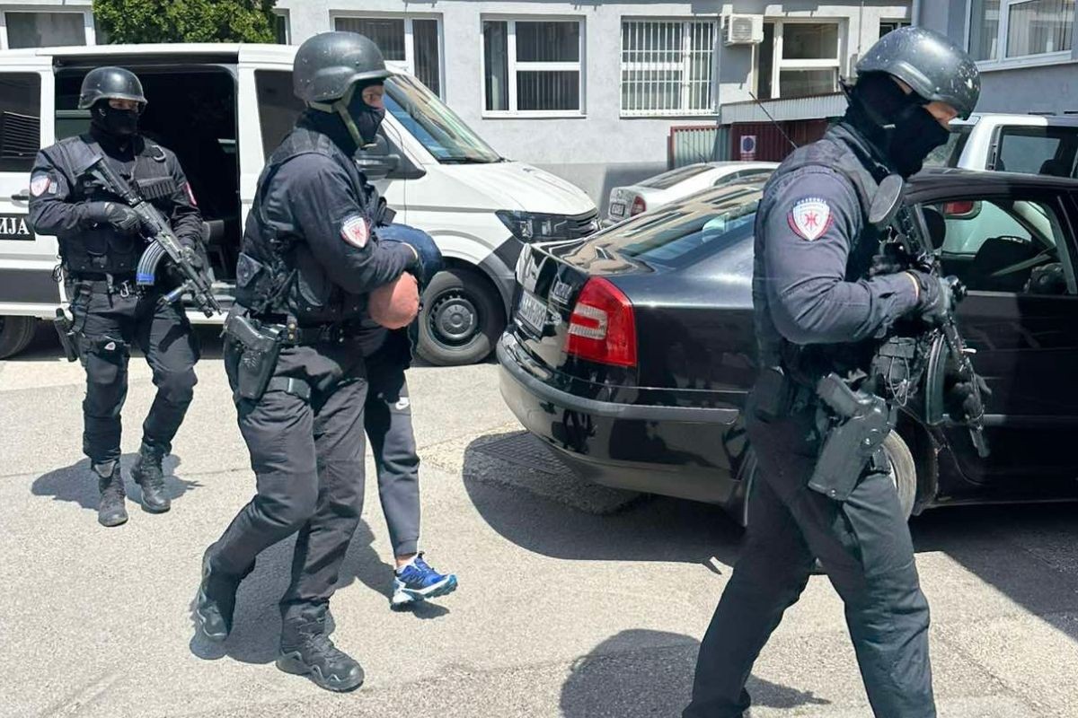 Dobojlija predat Okružnom tužilaštvu (FOTO)