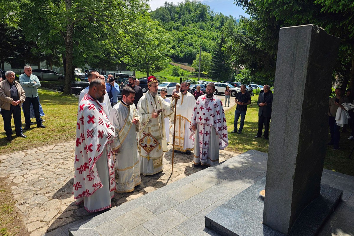 Obilježene 34 godine od zločina nad Srbima u Bradini