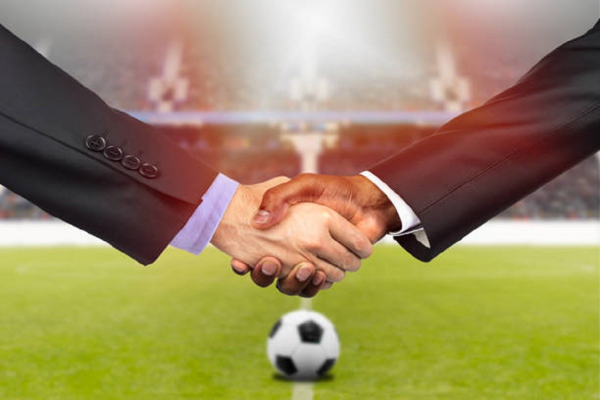 Real i Barsa u borbi za stamenog defanzivca