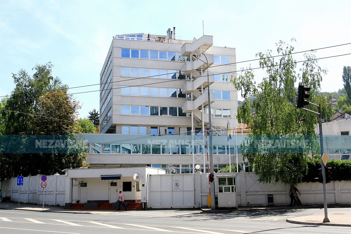 Bilt i Petrič poručili: BiH više ne treba visokog predstavnika