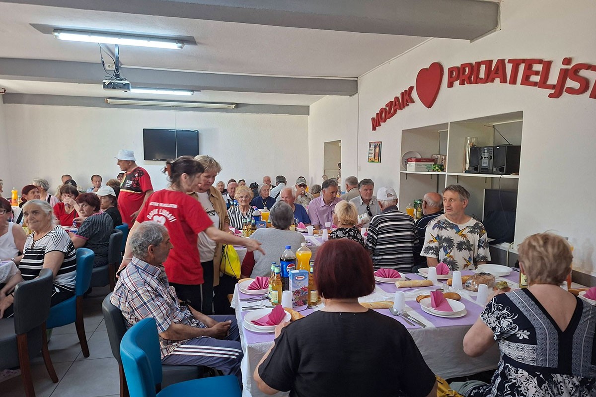 "Mozaik prijateljstva" Banjaluka: Proslavljen još jedan praznik
