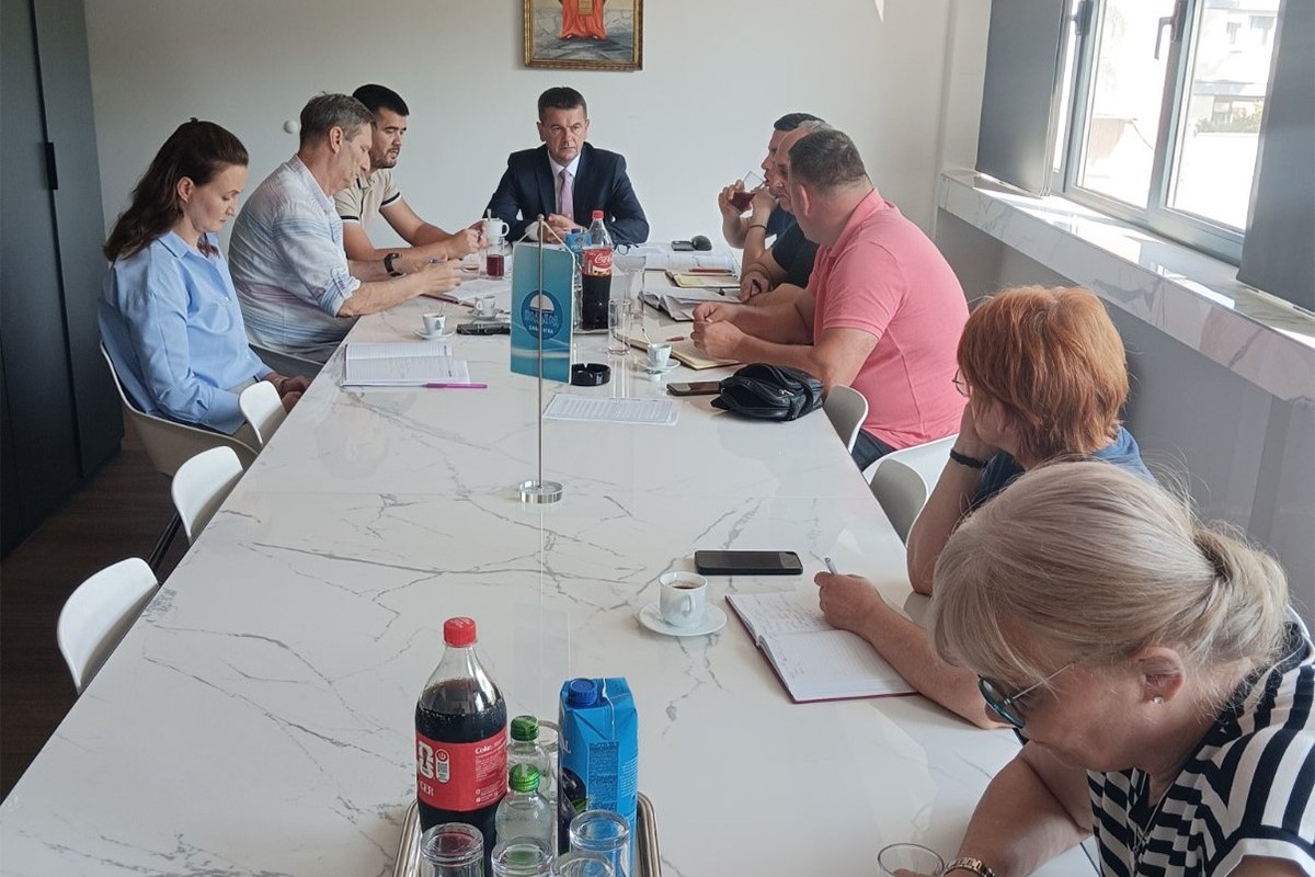 Banjalučki "Vodovod": Cisterne kradu vodu s hidranata, prijeti nestašica