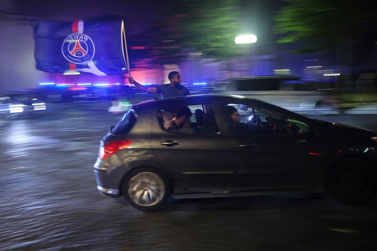 Pariz ne želi proslave na Jelisejskim poljima: "Ne upravljamo nemirima, već ih trpimo"