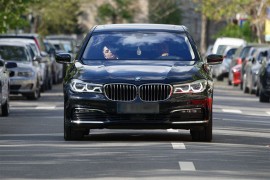 Vozač BMW-a pokušao da prevari policiju: Osmislio sistem za ...