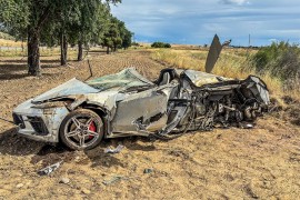 Stravičan udes u Americi: Auto nije preživeo, vozač jeste, ali jedva (FOTO)