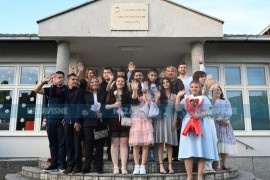 Maturanti Centra "Zaštiti me" u Banjaluci zablistali na maturi ...