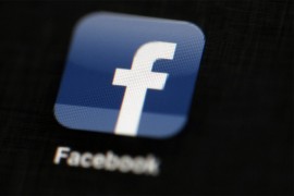 Pao Facebook, problemi i na Instagramu