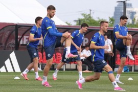 Glavobolja pred početak Mundijala: BiH ostala bez mladog defanzivca
