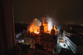 U plamenu jedna od najljepših pravoslavnih svetinja: Dramatični prizori iz Kijeva (FOTO, VIDEO)