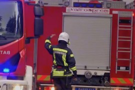Veliki požar u tržnom centru u Beogradu