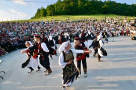 Vidovdan u Gomionici: Duhovna muzika i saborovanje uz Danicu ...