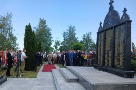 Položeni vijenci na spomen-obilježje poginulim u operaciji "Koridor ...