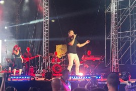 Povratak nakon devet godina, Željko Joksimović oduševio publiku na Kastelu