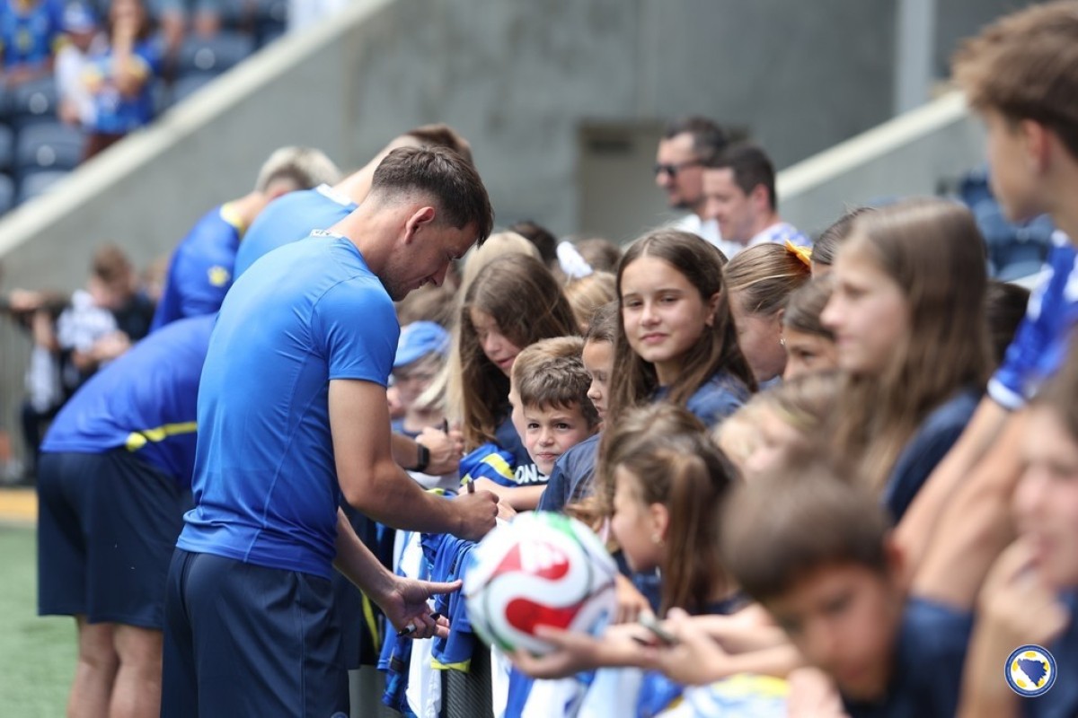 "Zmajevi" oduševili najmlađe navijače u St. Luisu