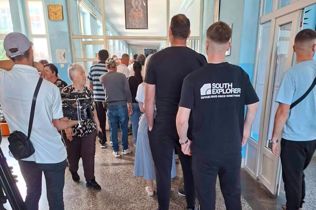 Zatvorena birališta na KiM, velika izlaznost u srpskim sredinama