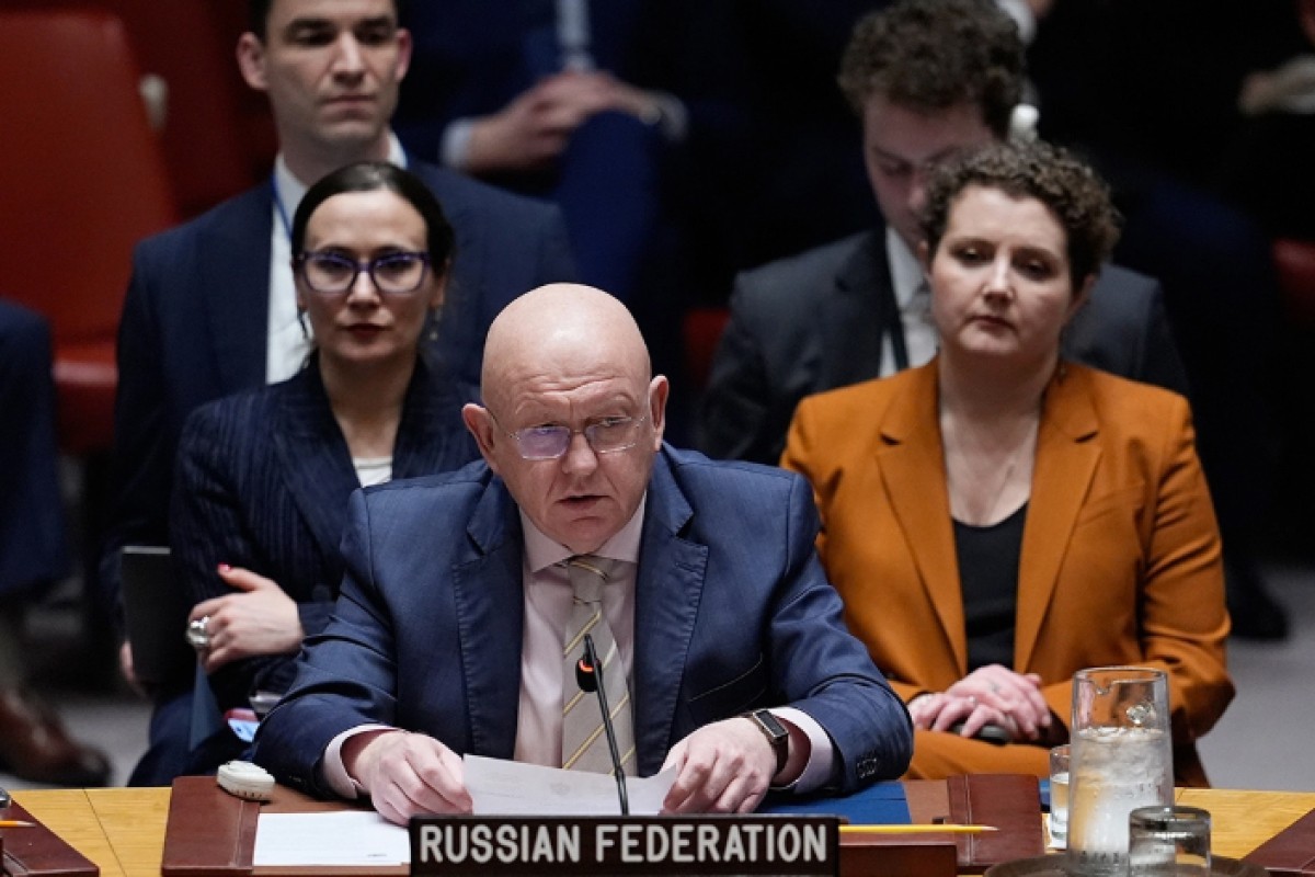 Nebenzja: Zelenski treba da poništi ukaz o zabrani pregovora sa Putinom