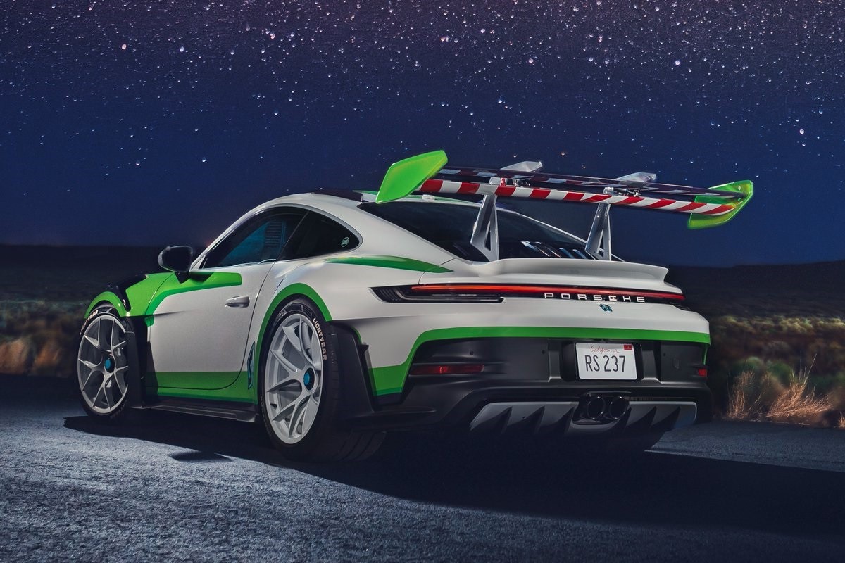 Porsche i Pixar predstavili "Toy Story" modele (FOTO)