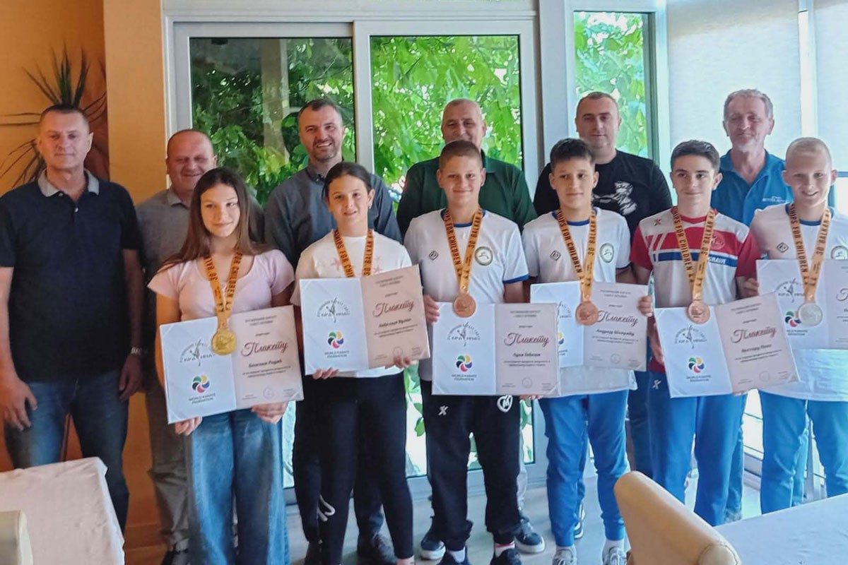 Uručene plakete karatistima koji su se okitili balkanskim medaljama