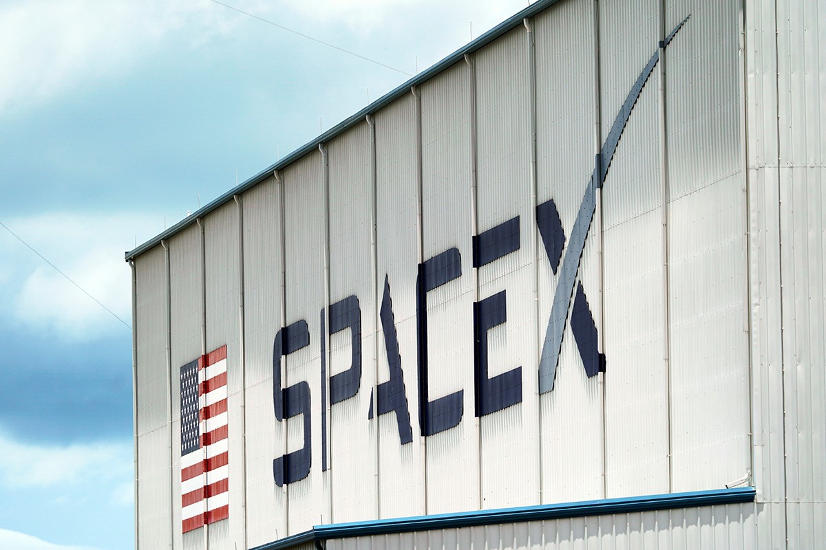 Akcije SpaceX-a skočile do oko 30 odsto prvog dana trgovanja