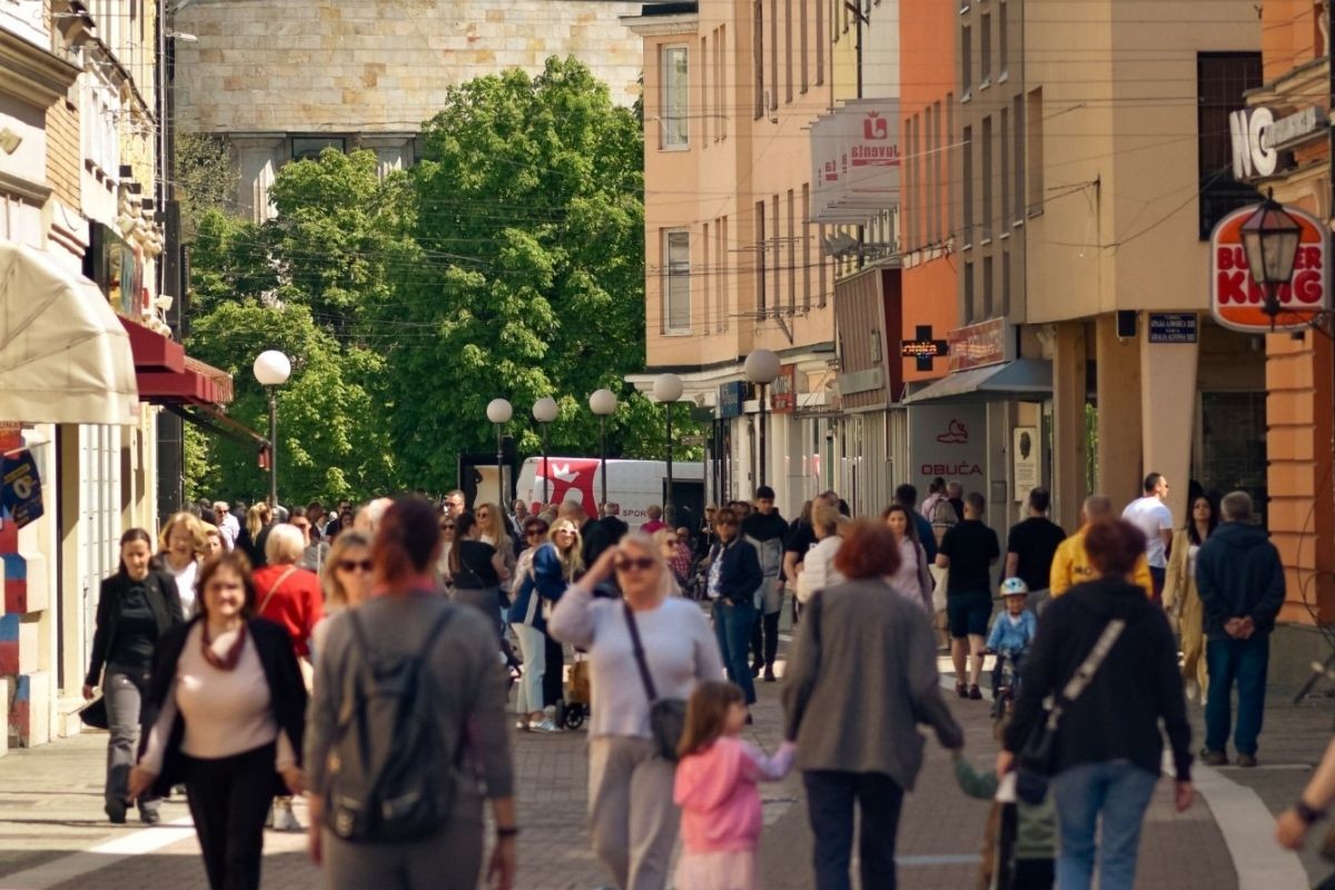 Detaljna prognoza: Meteorolozi najavili temperature do 32 stepena, ali i kišu