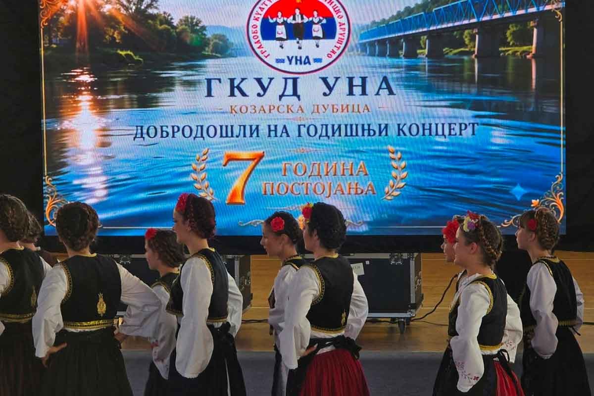 Godišnji koncert KUD "Una" u Kozarskoj Dubici (VIDEO)