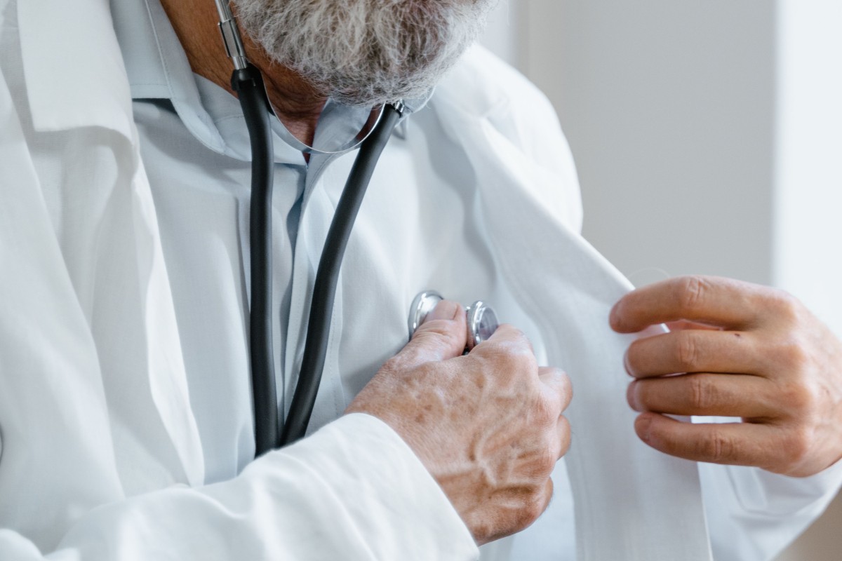 Uhapšen lažni doktor: Građane dovodio u zabludu i uzimao novac