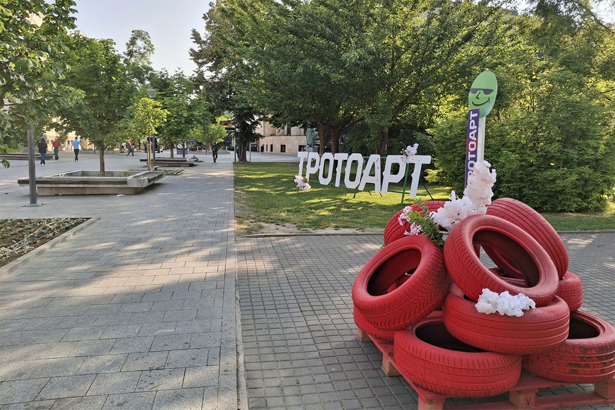 Loše vrijeme odgodilo otvaranje festivala „TrotoArt“