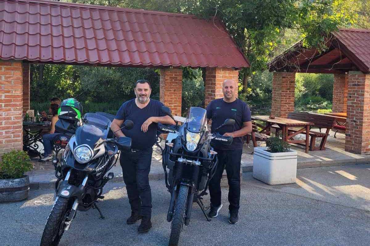 Igor Karakaš u rodnom selu doživio šok: Ja na trešnji, medvjed ispod (VIDEO)