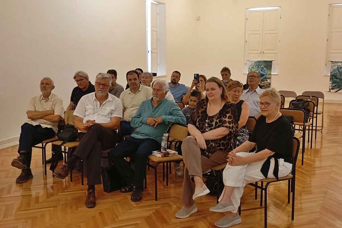 Filozofski simpozijum u Trebinju: Odvojiti medije od državne uprave