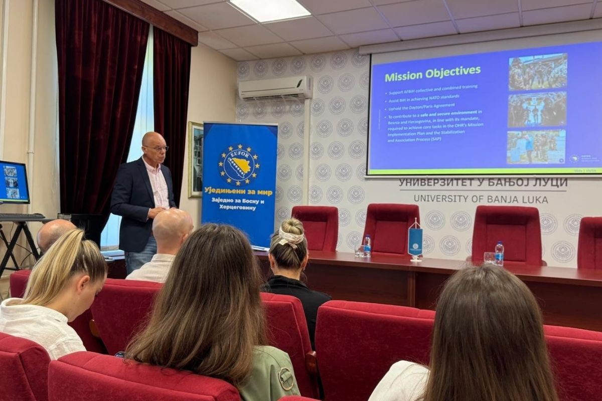 EUFOR učestvovao u panel-diskusiji na Univerzitetu u Banjaluci