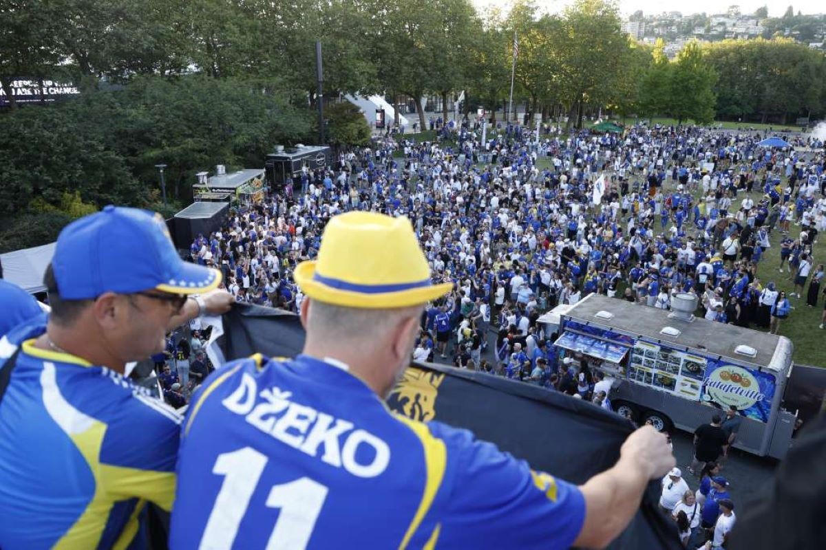 Invazija na Sijetl: Bh. navijači preplavili ulice pred istorijski meč
