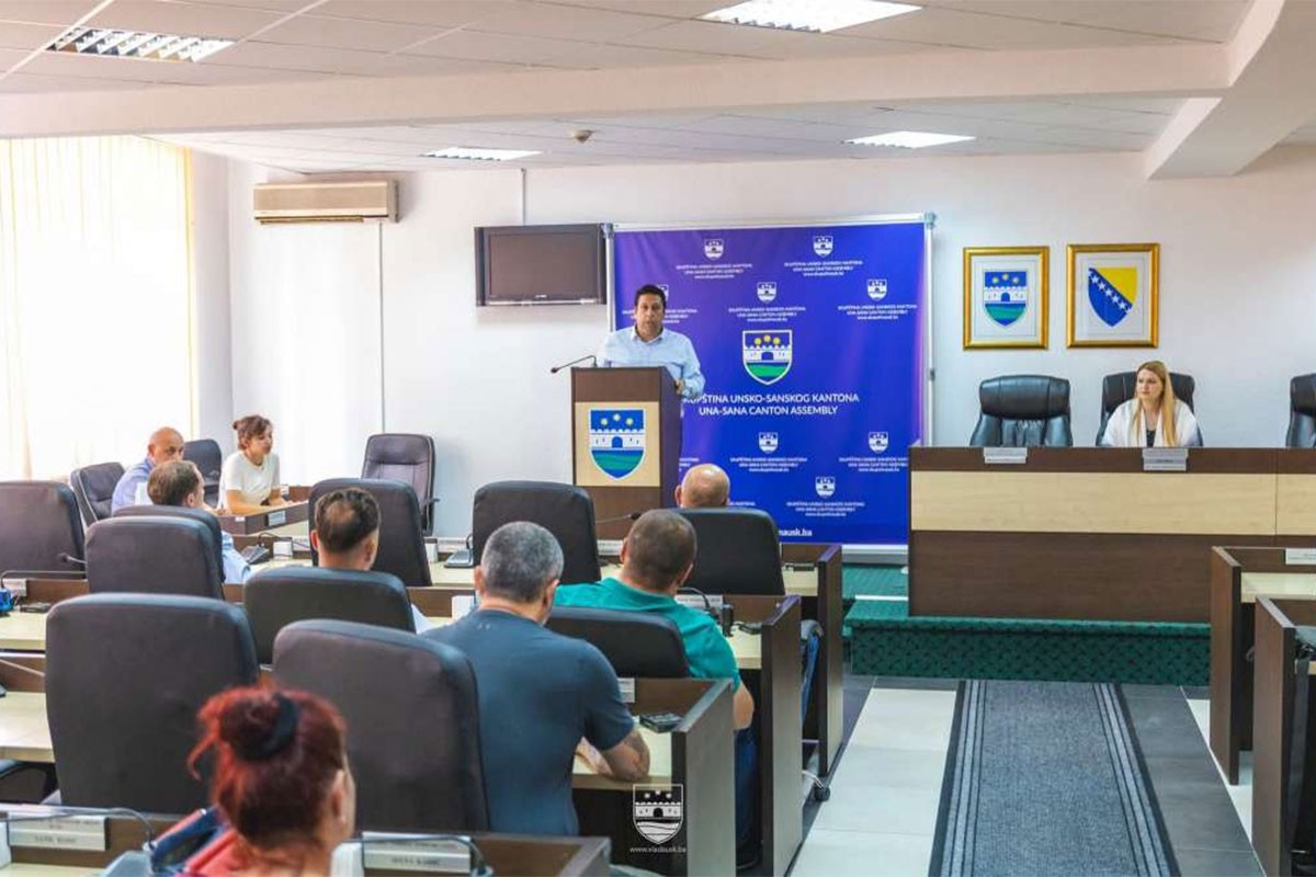 Ministarstvo privrede USK podržalo 21 projekat u privredi i turizmu
