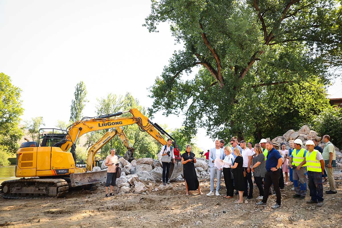 Stanivuković obišao radove: U toku izgradnja banjalučke rive i sadnja 50 novih vrba