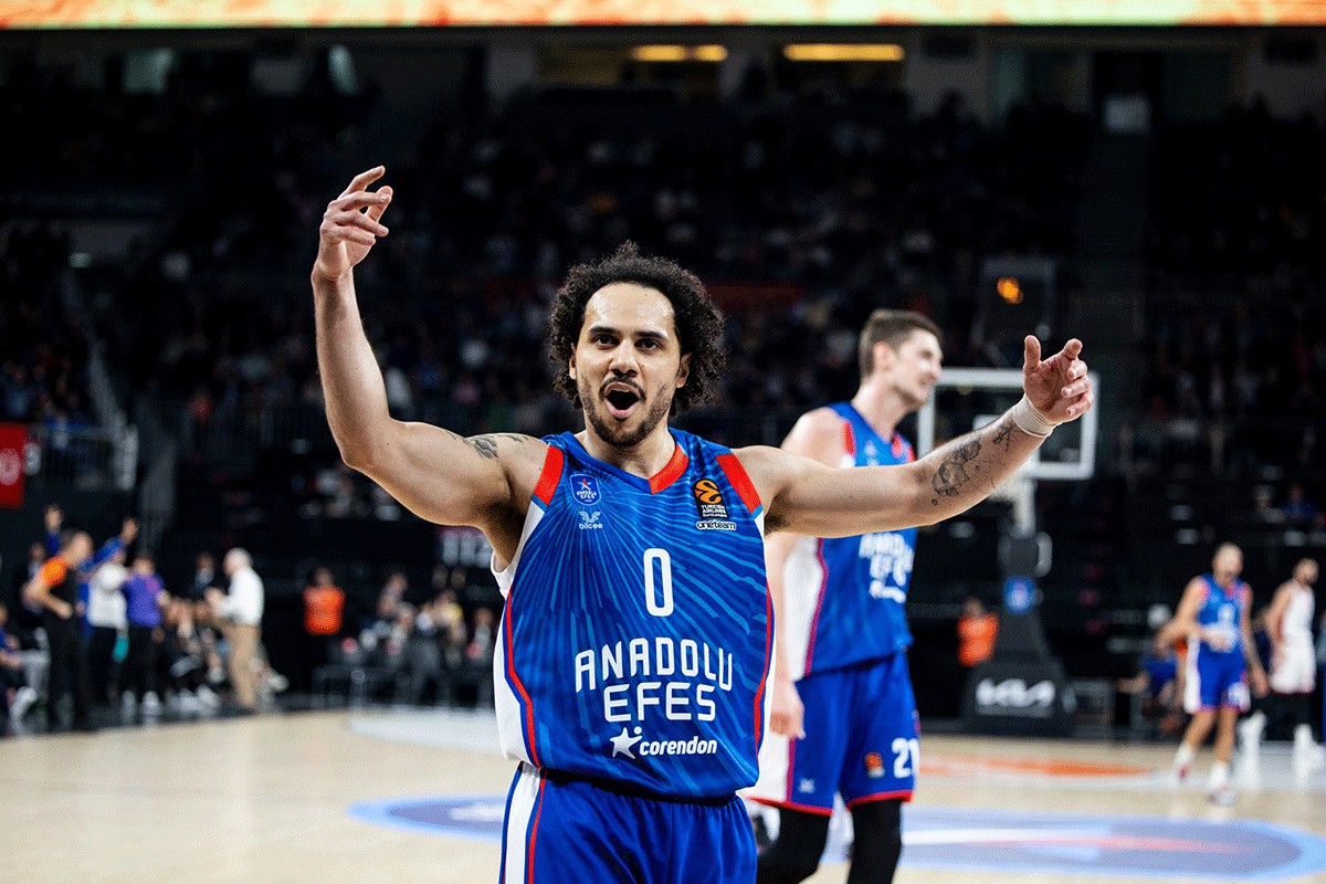Larkin plaća iz svog džepa da pređe u Fenerbahče