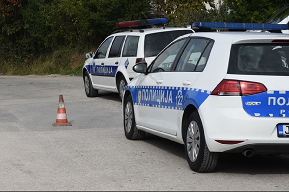 Maloljetni vozač motocikla povrijeđen u saobraćajnoj nezgodi