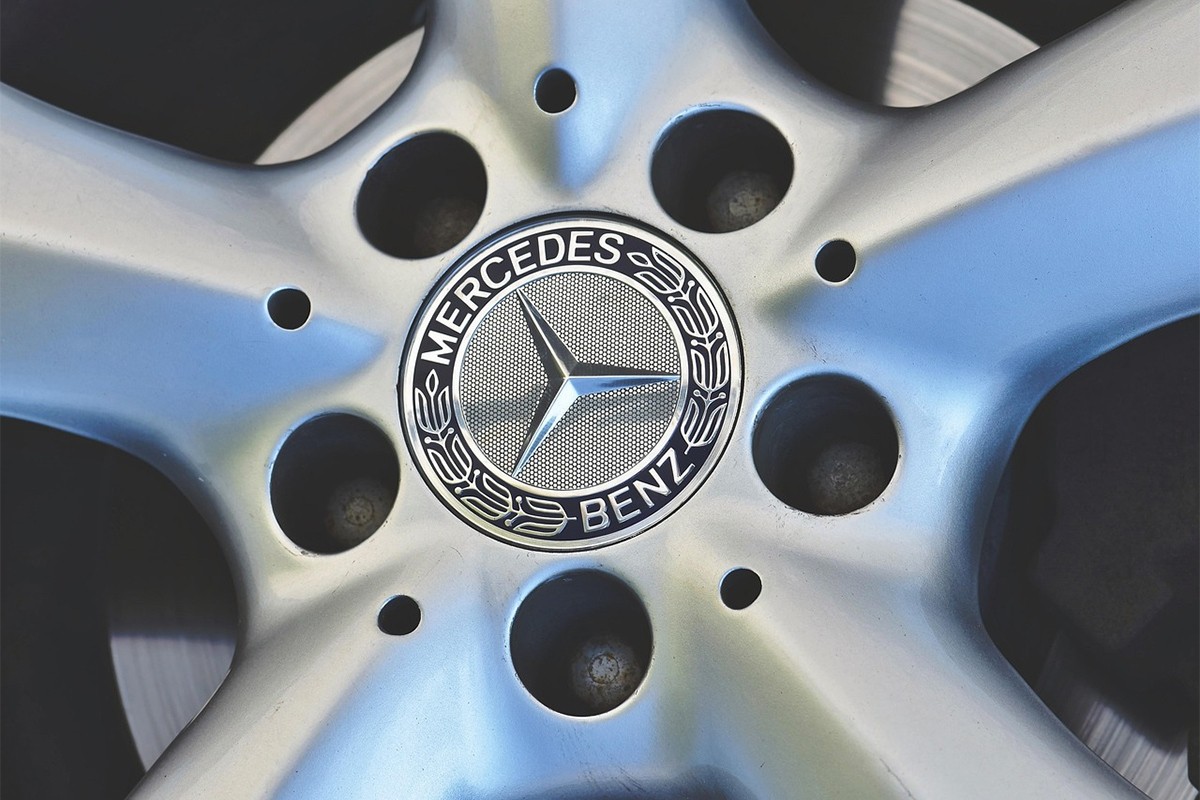 Mercedes steže kaiš: Radnicima odgođena isplata dodatka