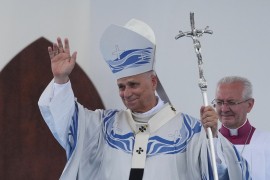 Papa Lav XIV pozvao SAD i Evropu da učine više za migrante
